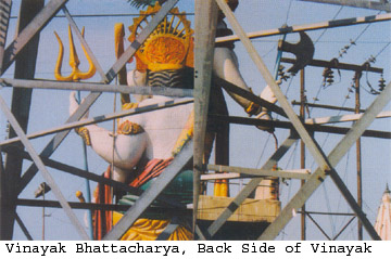 Vinayak Bhattacharya, Back Side of Vinayak